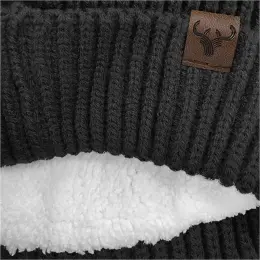 Arctic Beanie Black Close Up